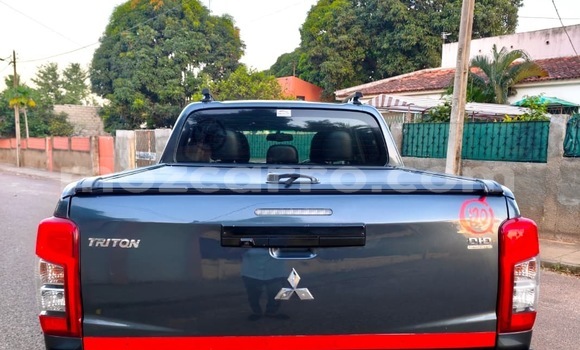 Tenga Tsaru Mitsubishi Triton Zvimwe Mota in Maputo in Maputo Tenga Tsaru Mitsubishi Triton Zvimwe Mota in Maputo in Maputo