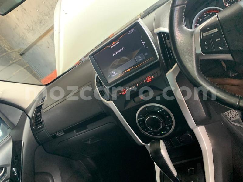 Big with watermark isuzu d max maputo maputo 42291