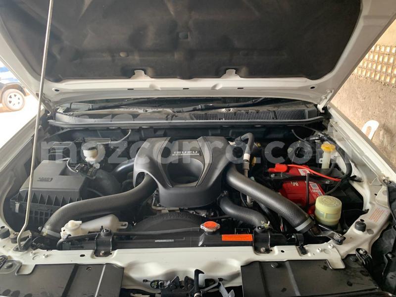 Big with watermark isuzu d max maputo maputo 42291