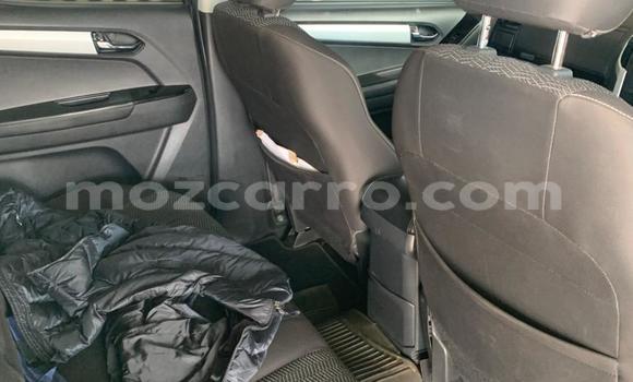 Tenga Tsaru Isuzu D-MAX Chena Mota in Maputo in Maputo Tenga Tsaru Isuzu D-MAX Chena Mota in Maputo in Maputo