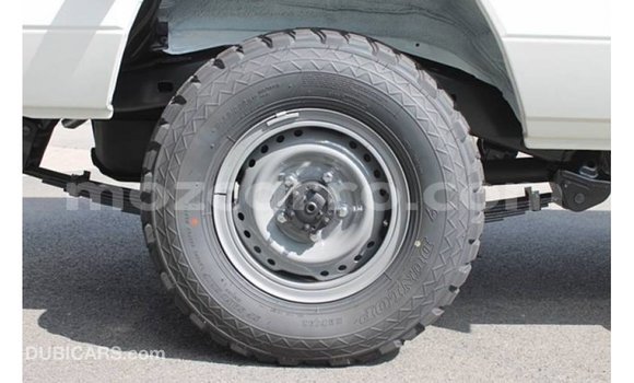 Tenga Imported Toyota Land Cruiser Chena Mota in Import - Dubai in Cabo Delgado Tenga Imported Toyota Land Cruiser Chena Mota in Import - Dubai in Cabo Delgado