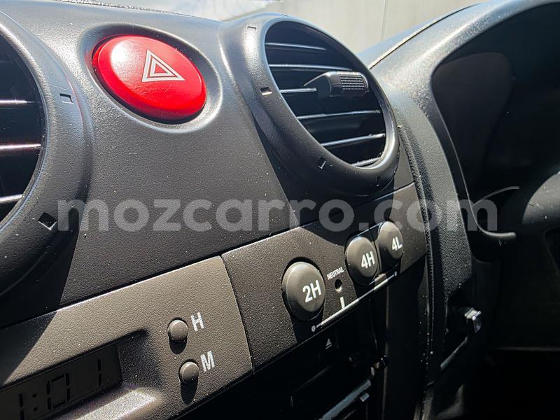 Big with watermark isuzu kb maputo maputo 42330