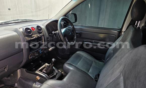 Comprar Usado Isuzu KB Branco Carro em Maputo em Maputo Comprar Usado Isuzu KB Branco Carro em Maputo em Maputo