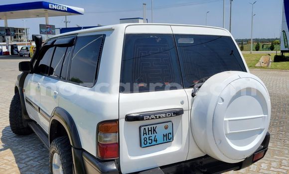 Buy Used Nissan Patrol White Car in Maputo in Maputo Buy Used Nissan Patrol White Car in Maputo in Maputo