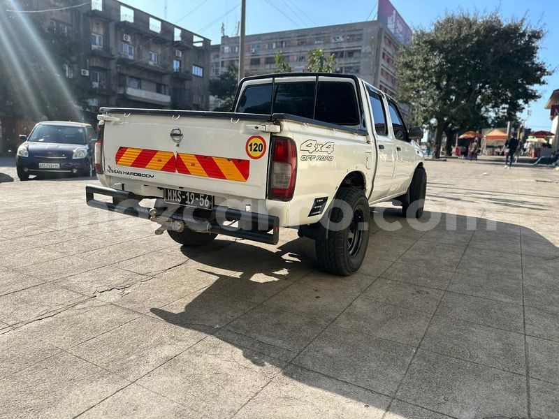 Big with watermark nissan hardbody maputo maputo 42334