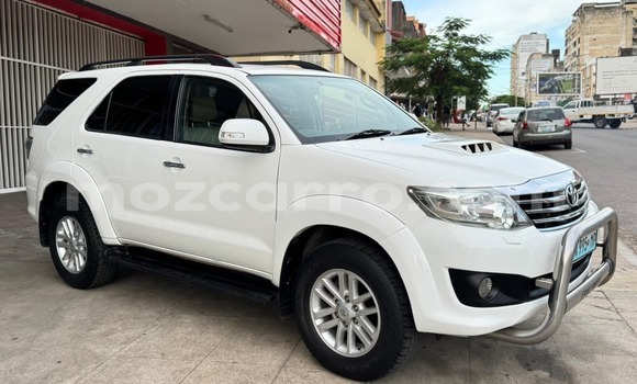 Tenga Tsaru Toyota Fortuner Chena Mota in Maputo in Maputo Tenga Tsaru Toyota Fortuner Chena Mota in Maputo in Maputo