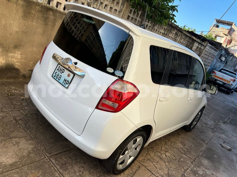 Big with watermark toyota ractis maputo maputo 42384