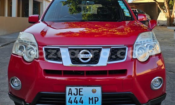 Tenga Tsaru Nissan X-Trail Tsvuku Mota in Maputo in Maputo