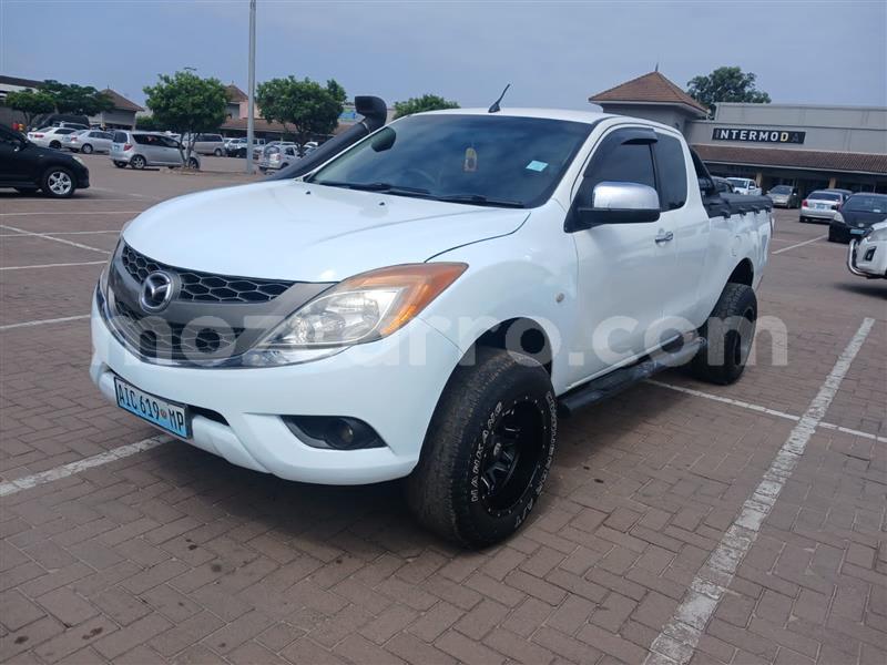 Big with watermark mazda bt 50 maputo maputo 42389