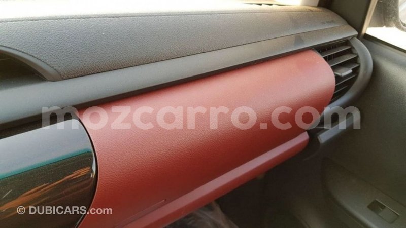 Big with watermark toyota hilux cabo delgado import dubai 6388