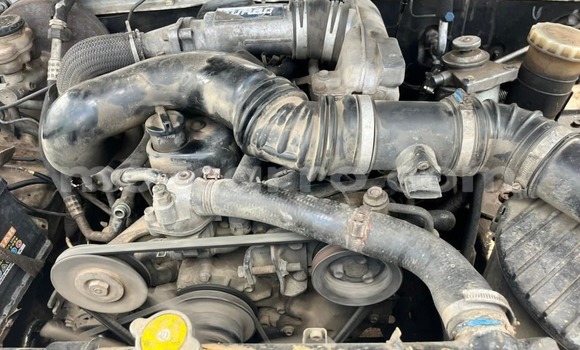 Comprar Usado Isuzu KB Branco Carro em Maputo em Maputo Comprar Usado Isuzu KB Branco Carro em Maputo em Maputo