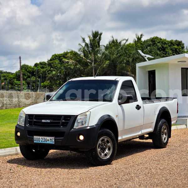 Big with watermark isuzu d max maputo maputo 42405