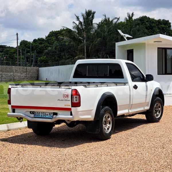 Big with watermark isuzu d max maputo maputo 42405