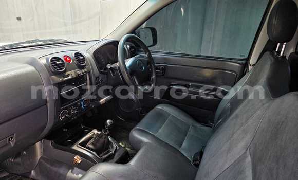 Comprar Usado Isuzu D-MAX Branco Carro em Maputo em Maputo Comprar Usado Isuzu D-MAX Branco Carro em Maputo em Maputo