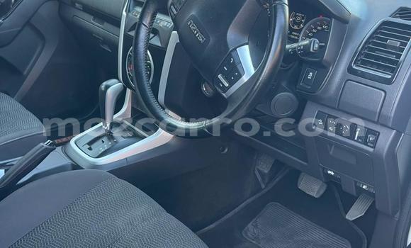 Buy Used Isuzu D-MAX White Car in Maputo in Maputo Buy Used Isuzu D-MAX White Car in Maputo in Maputo