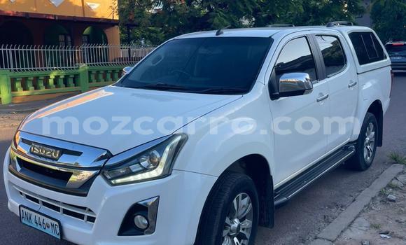 Buy Used Isuzu D-MAX White Car in Maputo in Maputo Buy Used Isuzu D-MAX White Car in Maputo in Maputo