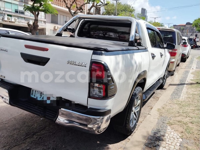 Big with watermark toyota hilux maputo maputo 42410