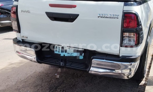 Buy Used Toyota Hilux White Car in Maputo in Maputo Buy Used Toyota Hilux White Car in Maputo in Maputo