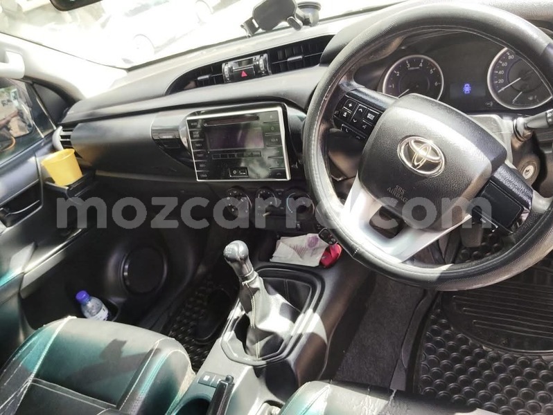Big with watermark toyota hilux maputo maputo 42410