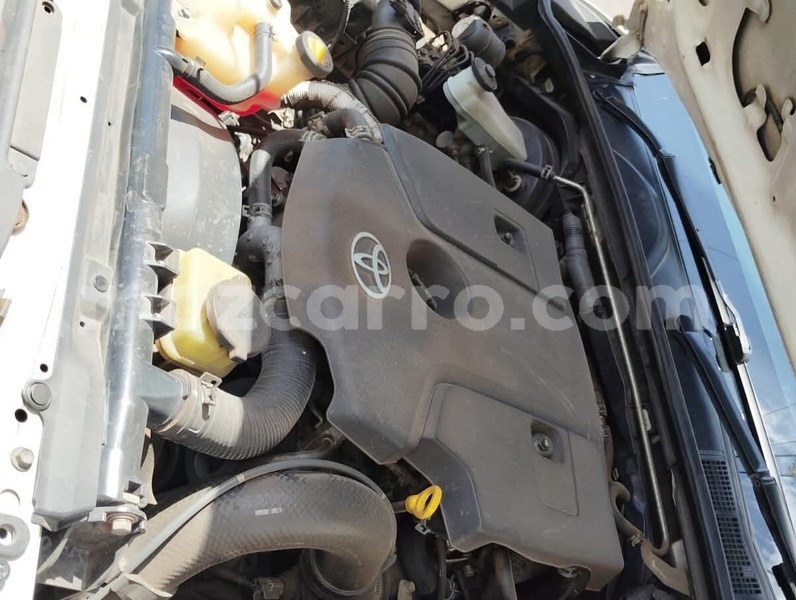 Big with watermark toyota hilux maputo maputo 42410