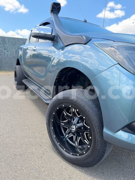 Big with watermark mazda bt 50 maputo maputo 42411
