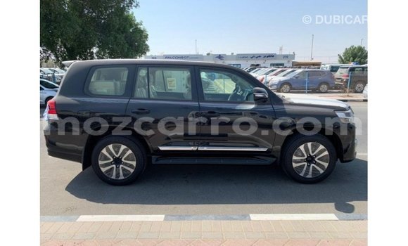 Nunua Imported Toyota Land Cruiser Nyeusi Gari ndani ya Import - Dubai nchini Cabo Delgado Nunua Imported Toyota Land Cruiser Nyeusi Gari ndani ya Import - Dubai nchini Cabo Delgado