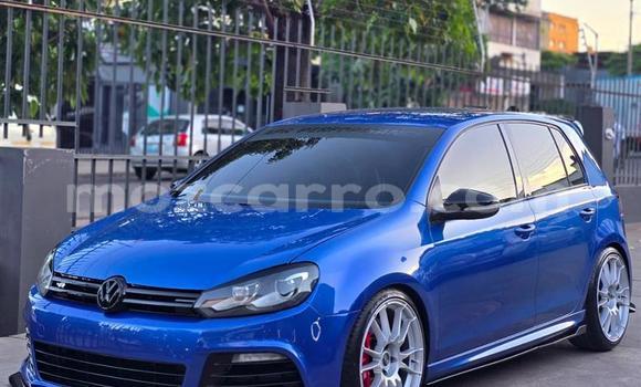 Buy Used Volkswagen Golf Blue Car in Maputo in Maputo