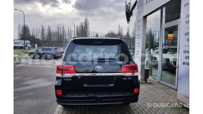 Big with watermark toyota land cruiser cabo delgado import dubai 6391