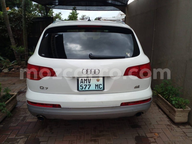 Big with watermark audi q7 maputo maputo 42443
