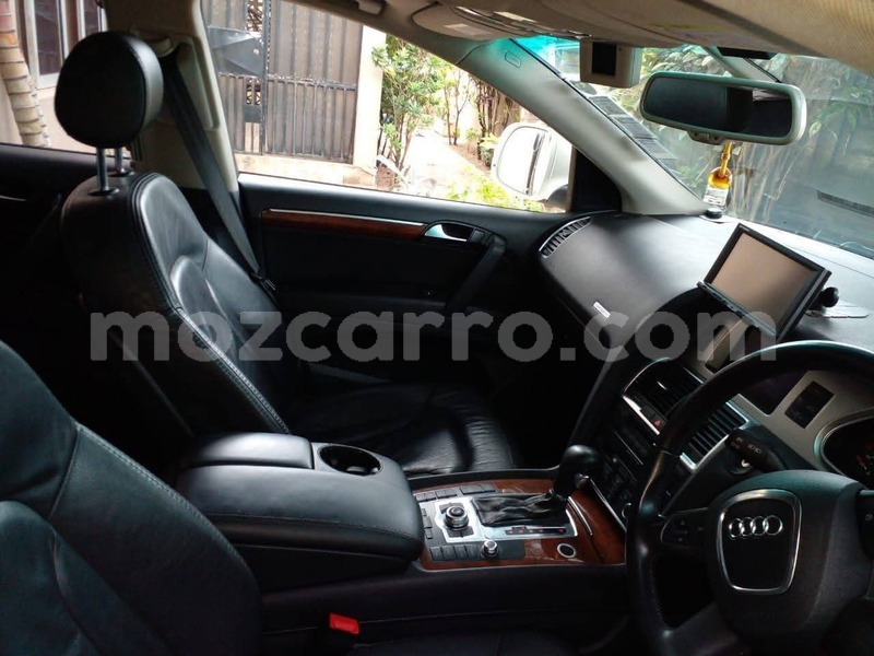 Big with watermark audi q7 maputo maputo 42443