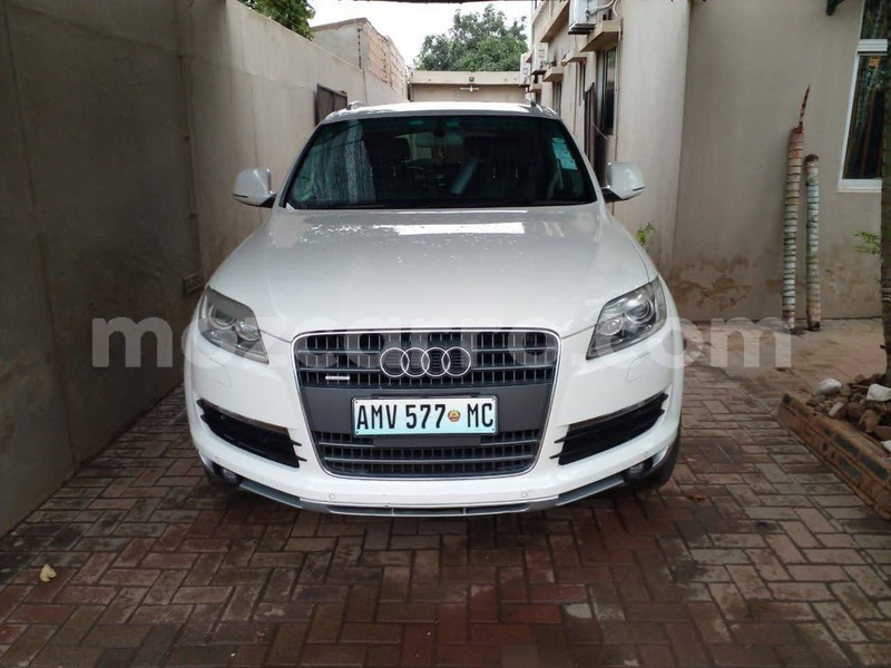 Big with watermark audi q7 maputo maputo 42443
