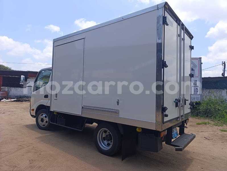 Big with watermark toyota dyna maputo maputo 42445