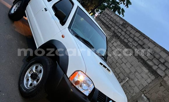 Tenga Tsaru Nissan Hardbody Chena Mota in Maputo in Maputo Tenga Tsaru Nissan Hardbody Chena Mota in Maputo in Maputo