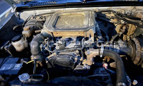 Tenga Tsaru Nissan Hardbody Chena Mota in Maputo in Maputo Tenga Tsaru Nissan Hardbody Chena Mota in Maputo in Maputo