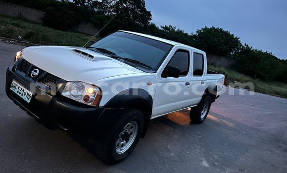 Tenga Tsaru Nissan Hardbody Chena Mota in Maputo in Maputo Tenga Tsaru Nissan Hardbody Chena Mota in Maputo in Maputo