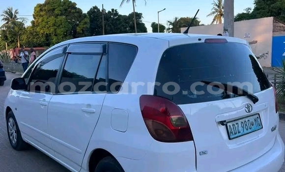 Comprar Usado Toyota Spacio Other Carro em Búzi em Sofala Comprar Usado Toyota Spacio Other Carro em Búzi em Sofala