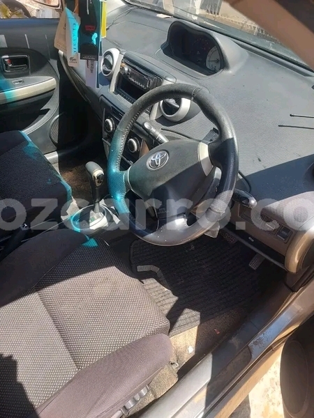 Big with watermark toyota ist sofala buzi 42478