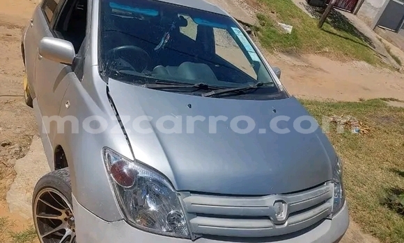 Comprar Usado Toyota IST Other Carro em Búzi em Sofala Comprar Usado Toyota IST Other Carro em Búzi em Sofala