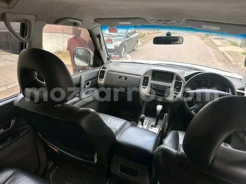 Big with watermark mitsubishi pajero sofala buzi 42480