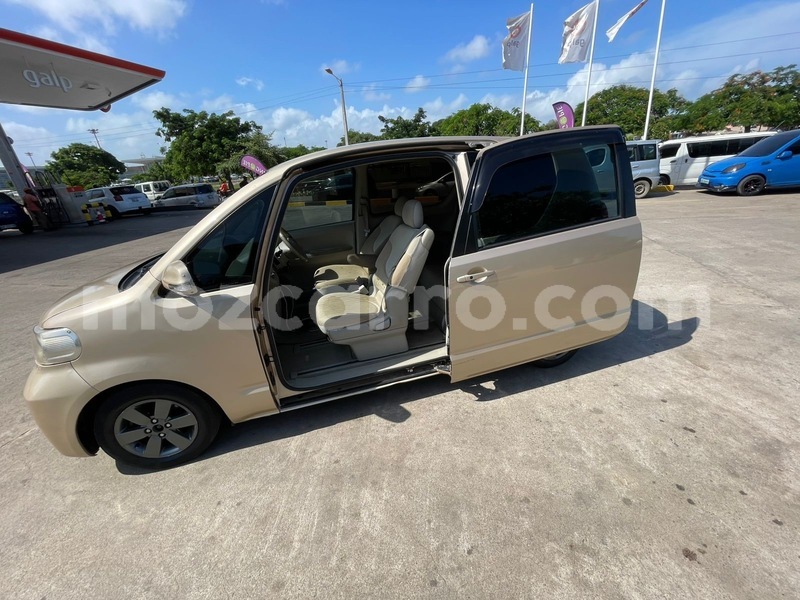 Big with watermark toyota porte maputo maputo 42511