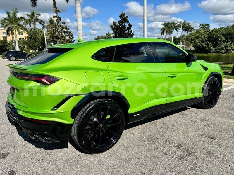 Big with watermark lamborghini urus sofala buzi 42518