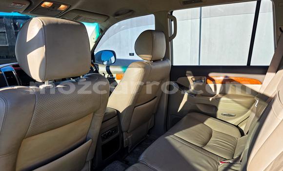 Nunua Ilio tumika Toyota Land Cruiser Prado Nyeupe Gari ndani ya Maputo nchini Maputo Nunua Ilio tumika Toyota Land Cruiser Prado Nyeupe Gari ndani ya Maputo nchini Maputo