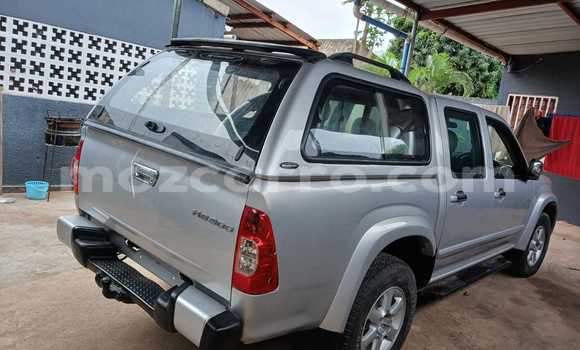 Comprar Usado Isuzu KB Prata Carro em Maputo em Maputo Comprar Usado Isuzu KB Prata Carro em Maputo em Maputo