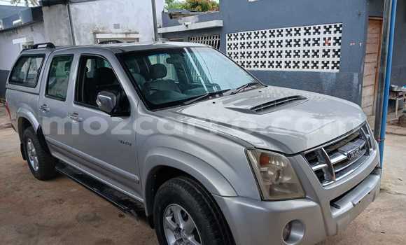 Comprar Usado Isuzu KB Prata Carro em Maputo em Maputo Comprar Usado Isuzu KB Prata Carro em Maputo em Maputo