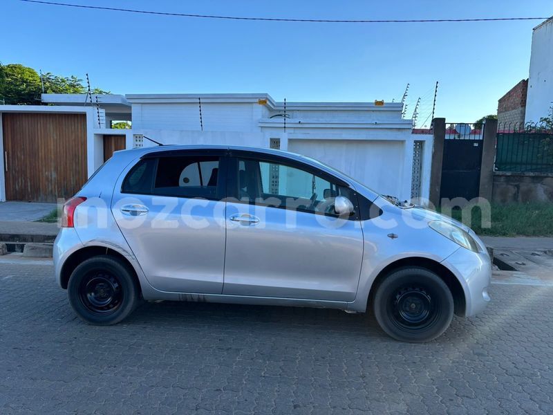 Big with watermark toyota vitz maputo maputo 42533