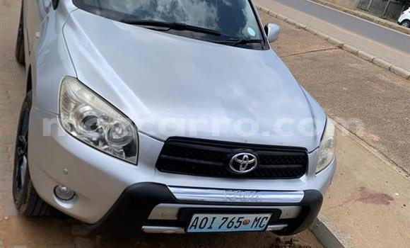 Comprar Usado Toyota RAV4 Prata Carro em Maputo em Maputo