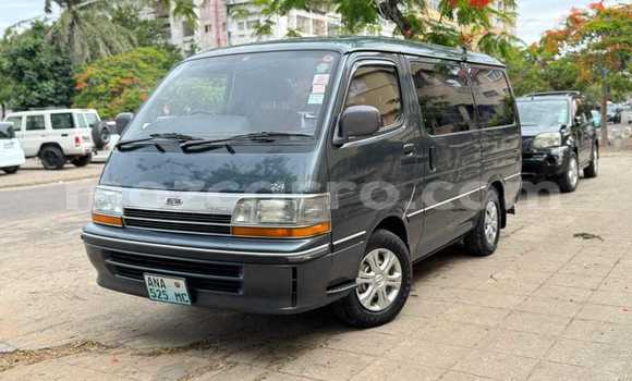Comprar Usado Toyota Hiace De outros Carro em Maputo em Maputo