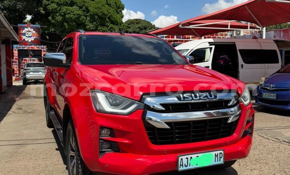 Comprar Usado Isuzu D-MAX Vermelho Carro em Maputo em Maputo