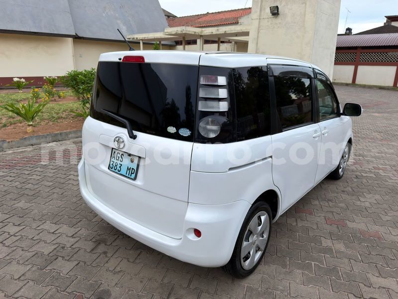Big with watermark toyota sienta maputo maputo 42550