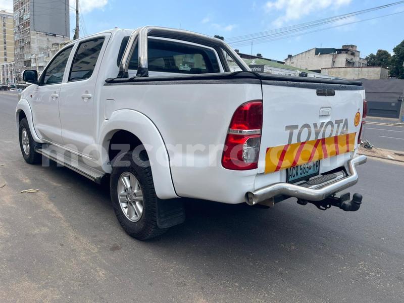 Big with watermark toyota hilux maputo maputo 42567